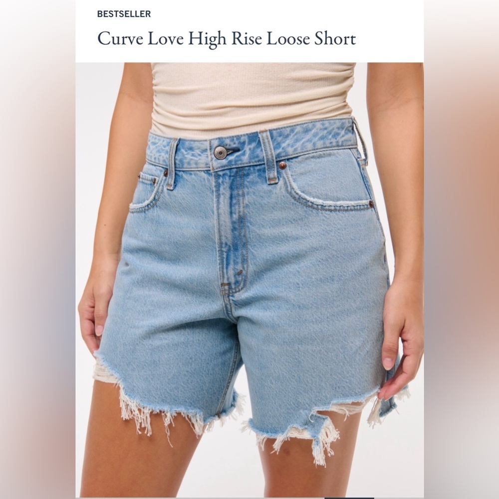 NWT Abercrombie & Fitch The Loose Short High Rise Light Wash - Curve Love